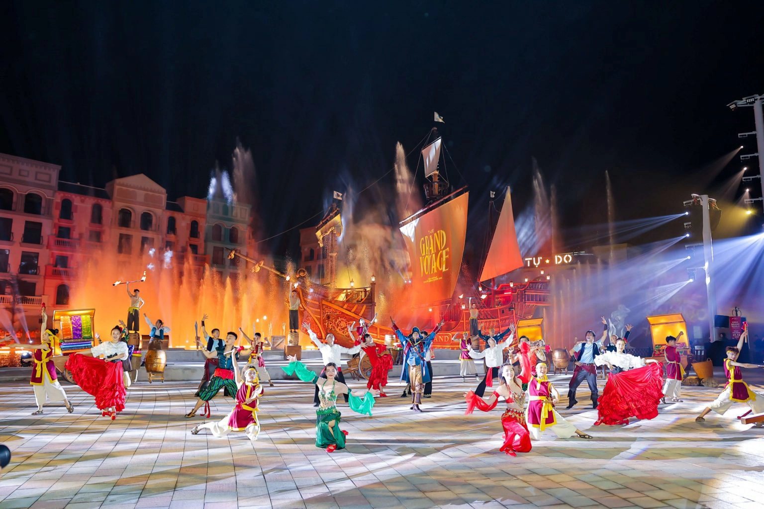 Mega Grand World Hanoi Admission Experience