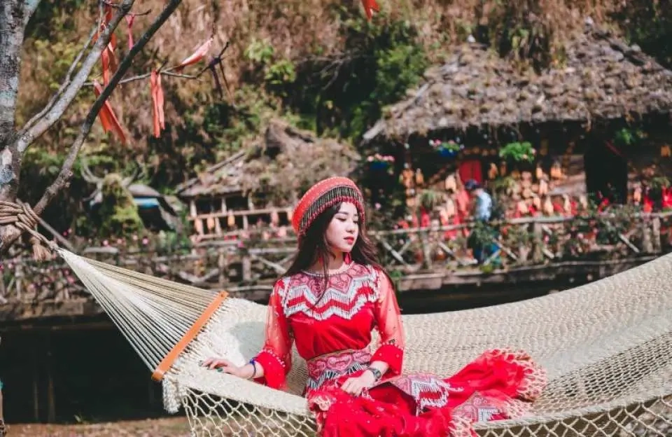 Day Tour | Cat Cat Village Half-Day Trek with Local Guide in Sapa