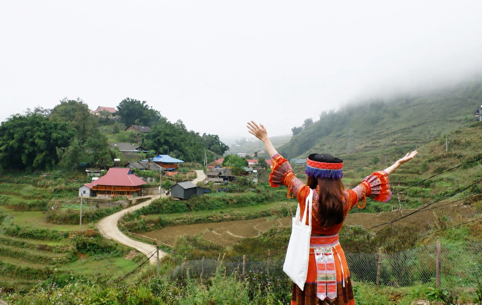 Day Tour | Cat Cat Village Half-Day Trek with Local Guide in Sapa