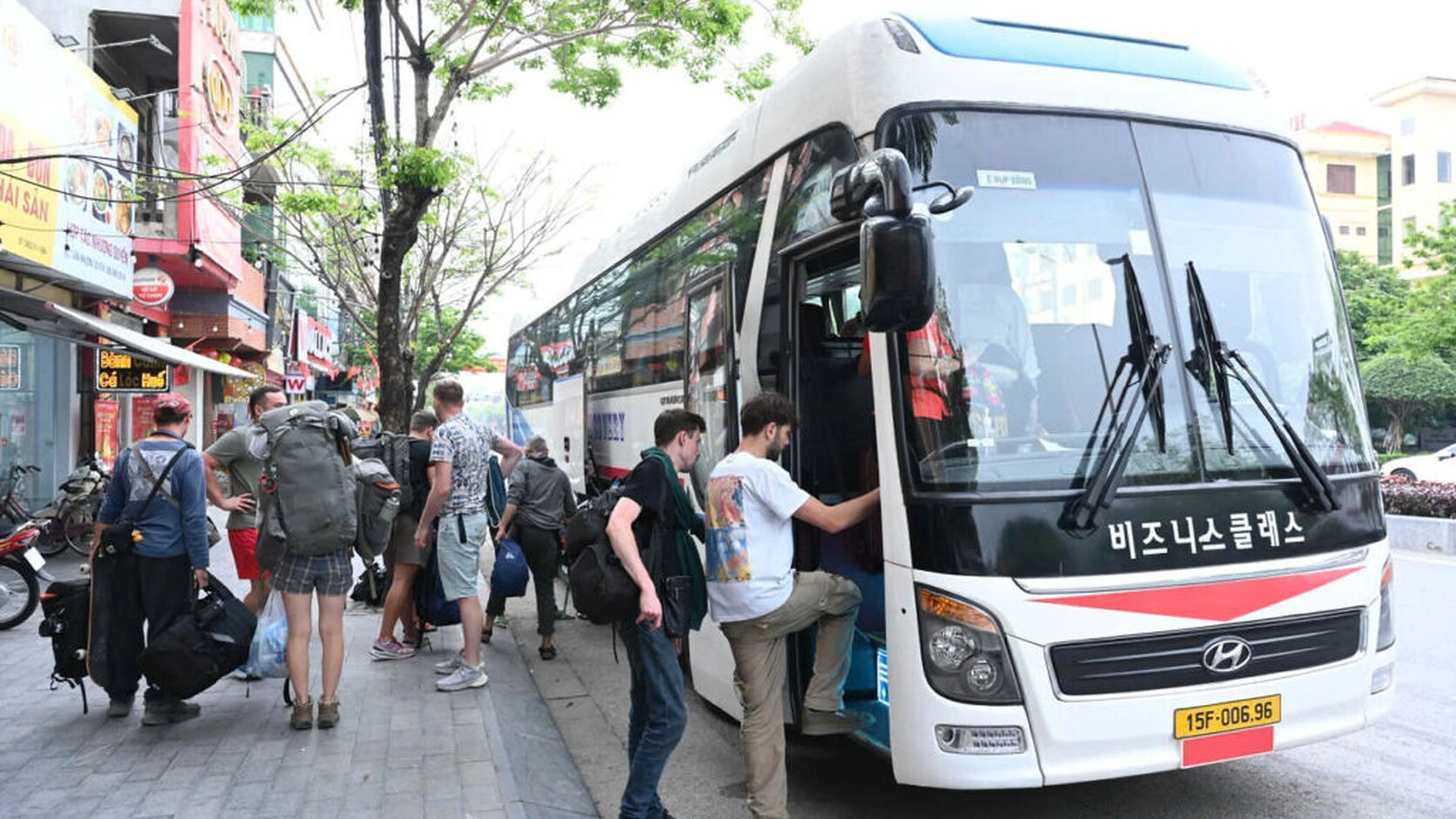 Transfer from Ninh Binh to Pu Luong | Shuttle Bus