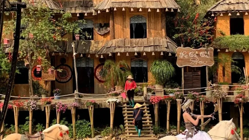 Day Tour | Cat Cat Village Half-Day Trek with Local Guide in Sapa