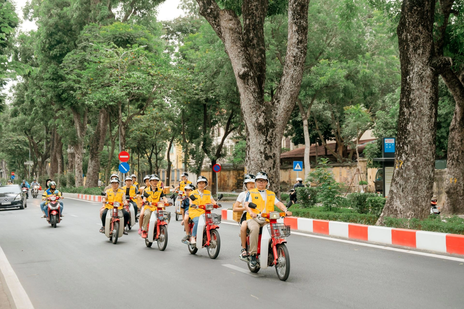 Day Tour | Vintage Cub Motorbike Tour Through the Soul of Hanoi