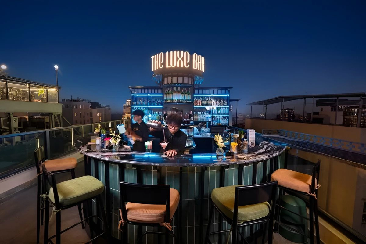 Smart rooftop planning makes Hanoi evenings smoother