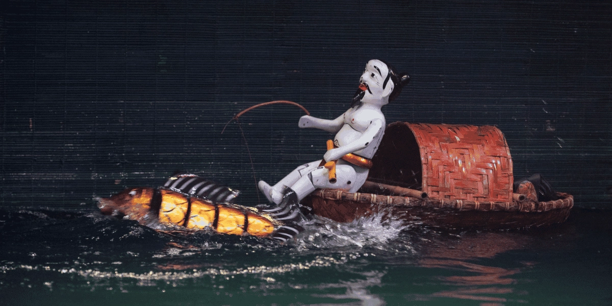 Water puppet show