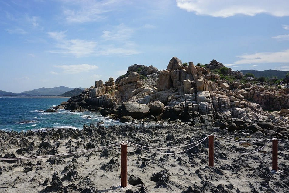 Day tour | Vinh Hy Bay discover from Ninh Thuan 