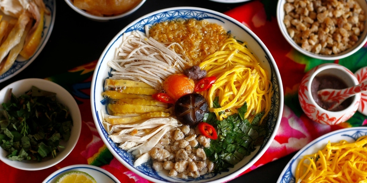 Bun thang Hanoi