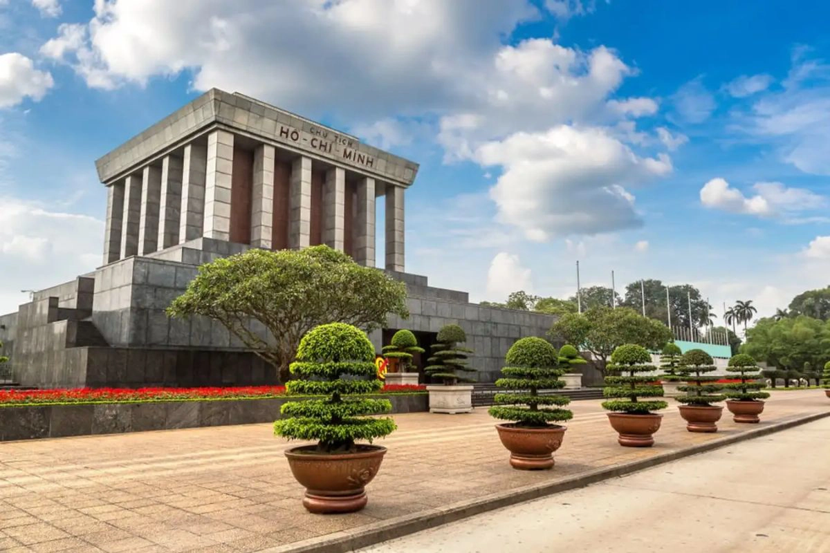 Ho Chi Minh Complex and One Pillar Pagoda