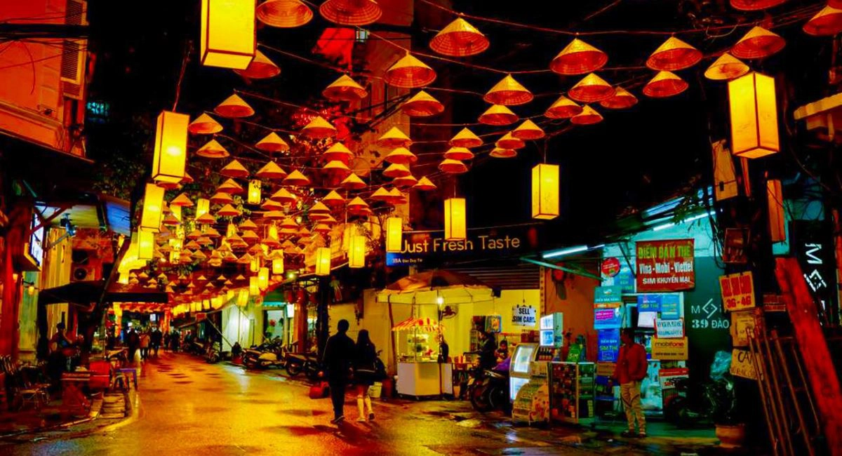 Hanoi Nightlife Old Quarter: Best Things to Do at Night