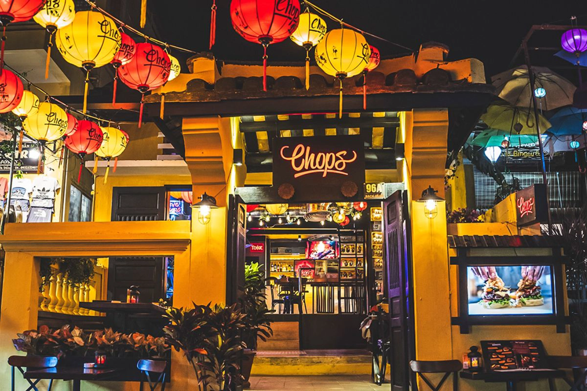 Enjoy handcrafted burgers and local craft beers at Chops Tay Ho