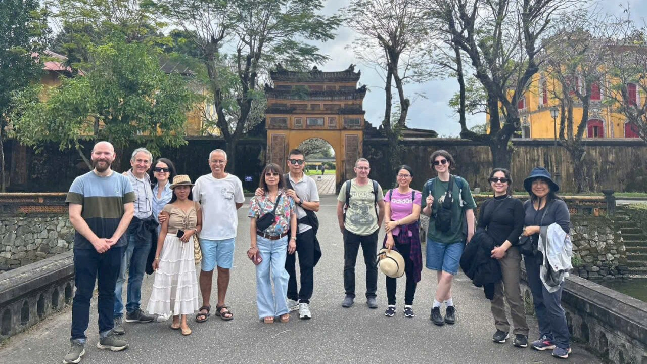 Half-day tour | Explore Hue Imperial Citadel by Cyclo