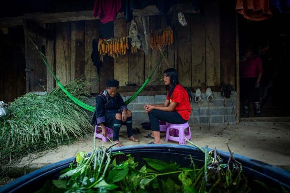 Indigo Dyeing Workshop in Ta Van Village Sapa
