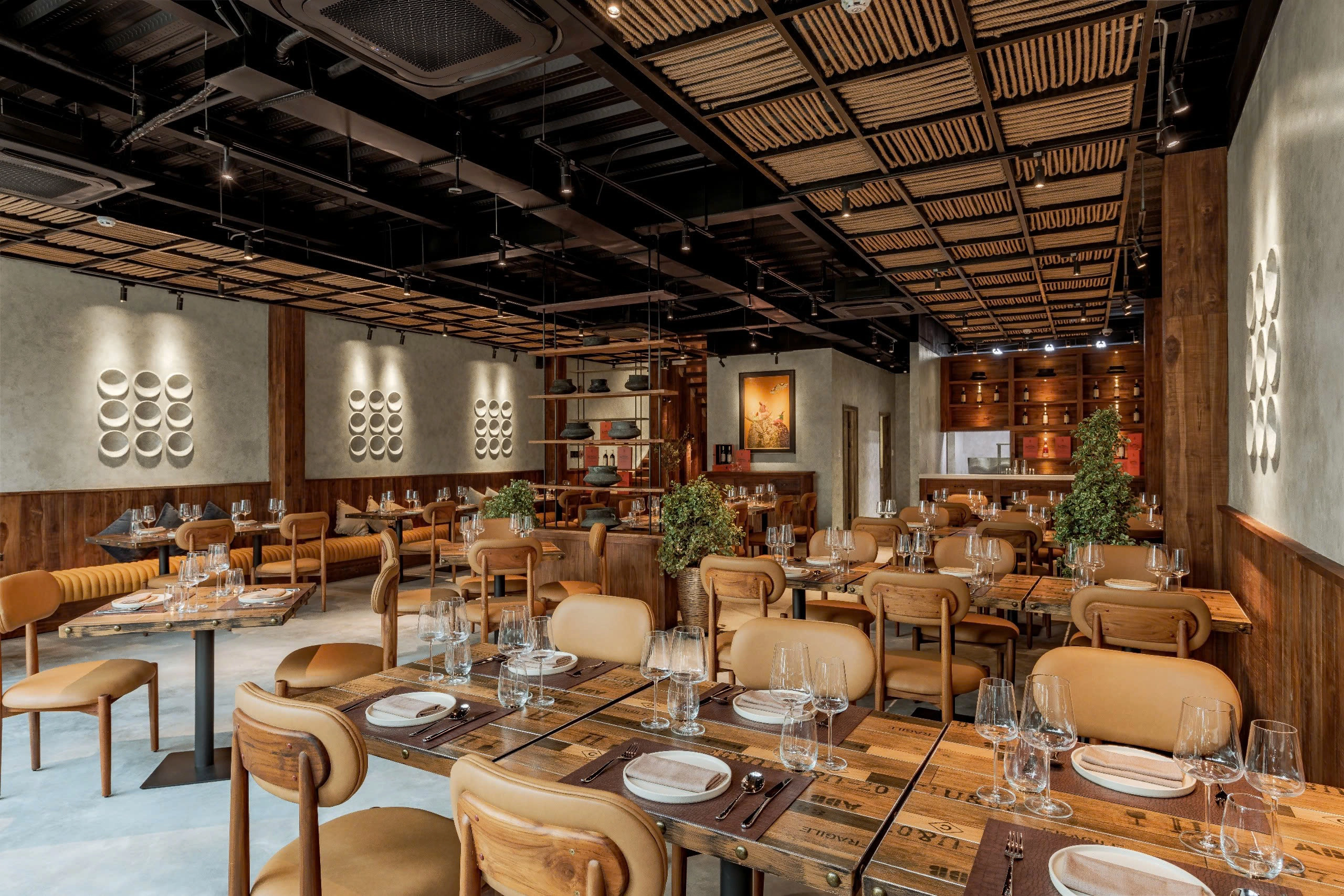 Lunch Set Menu Experience at All Seasons Restaurant | Da Nang