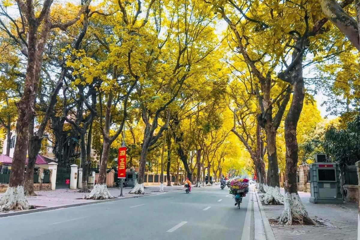 Hanoi Weather April: Temperature, Travel Tips & Best Things To Do