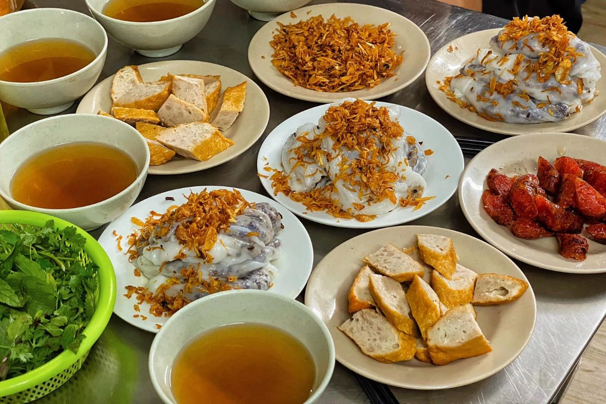 Banh Cuon Hanoi: Best Places to Try This Local Rice Roll Dish