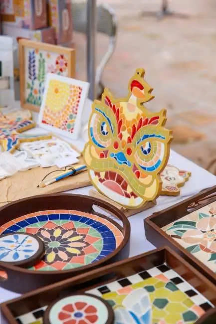 Mosaic Art Workshop with English-Speaking Instructor in Hanoi