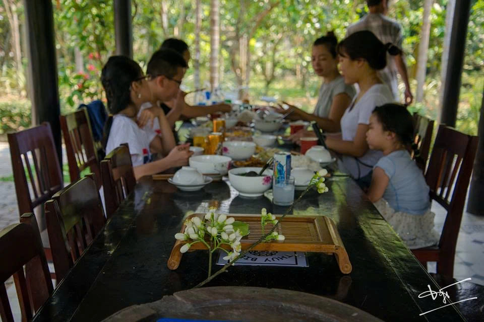 Half-day tour | 3 Heritages (Thien An Monastery - Ho Thuy Tien Park - Thuy Bieu Village) in Hue
