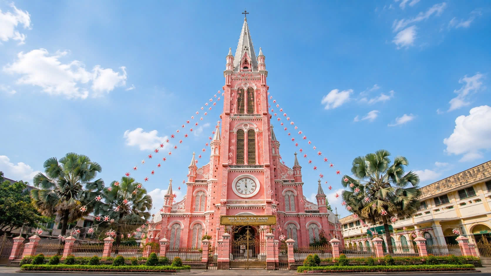 Day Tour | Explore Saigon Instagram Iconic with Aodai rental services | Ho Chi Minh