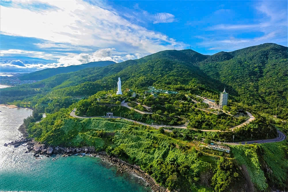 Day Tour | Son Tra Peninsula - Marble mountain - Hoi An Acient town From Da Nang (with Chinese guide option)
