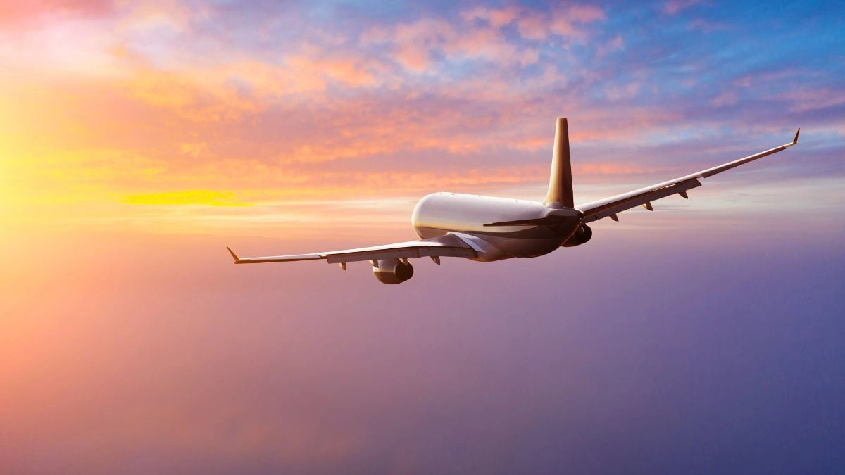 The fastest option: Flying via Da Nang International Airport