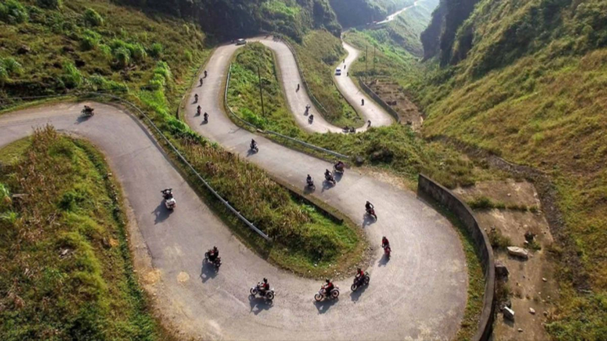 How to Get from Hue to Hoi An: The Ultimate 2026 Guide 