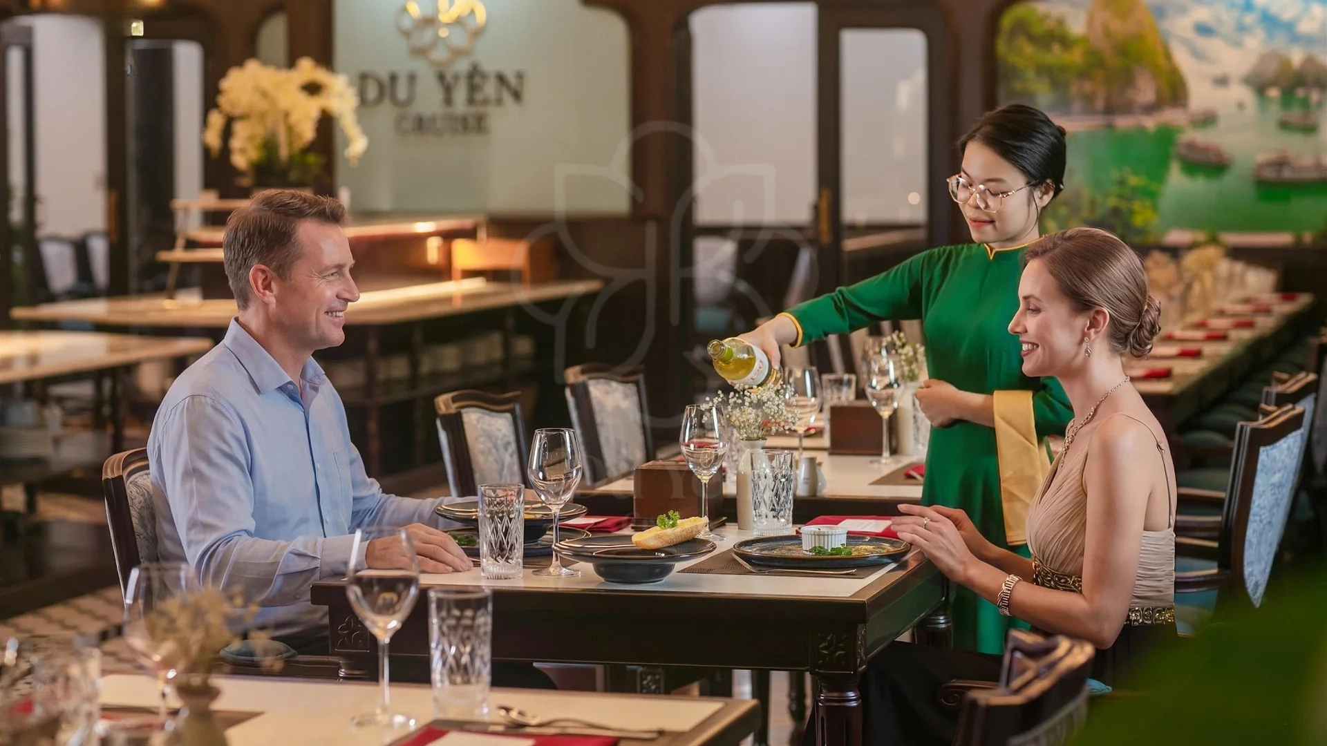 2D1N | Enjoy the natural beauty in 5* Du Yen Cruise in Halong Bay