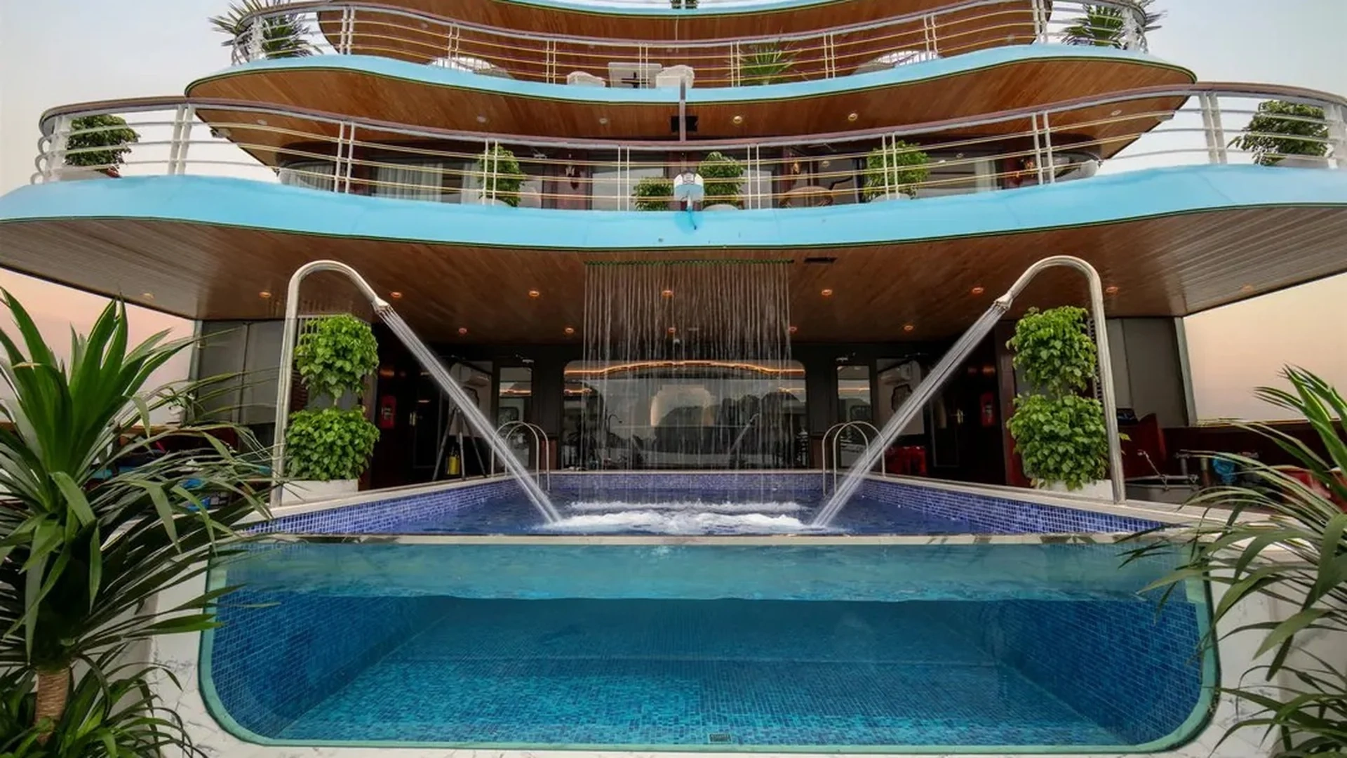 2D1N | Enjoy the natural beauty in 5* Du Yen Cruise in Halong Bay