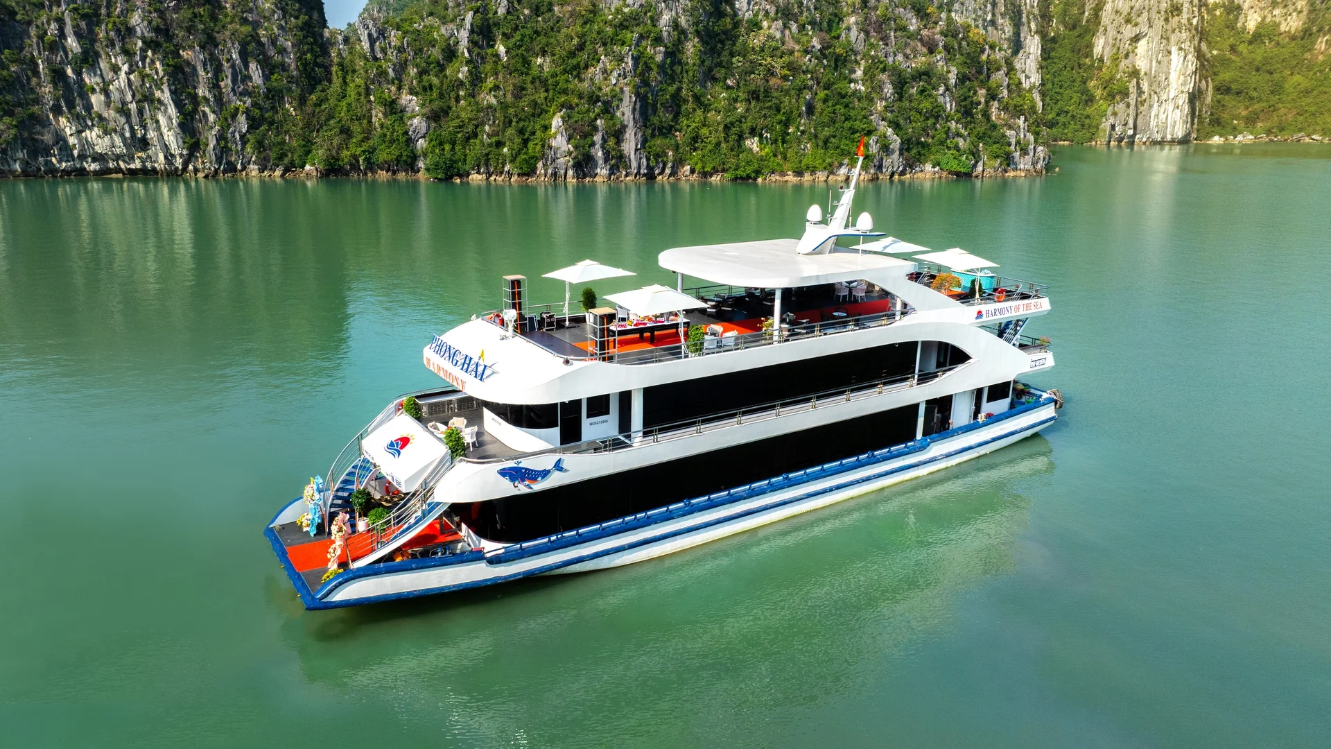 Day Tour | Ha Long Bay Tour aboard the 5-Star Harmony Cruise