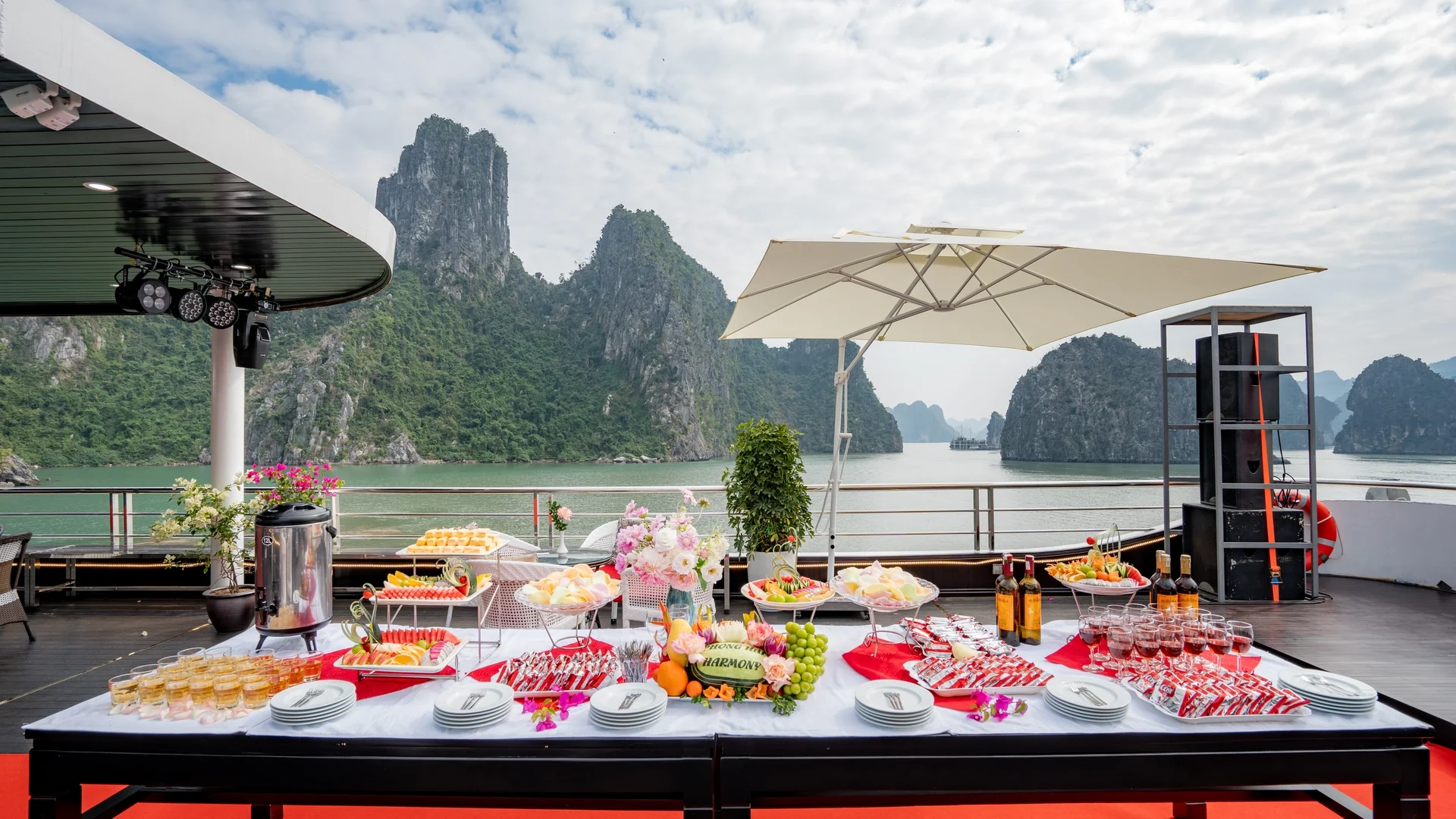 Day Tour | Ha Long Bay Tour aboard the 5-Star Harmony Cruise