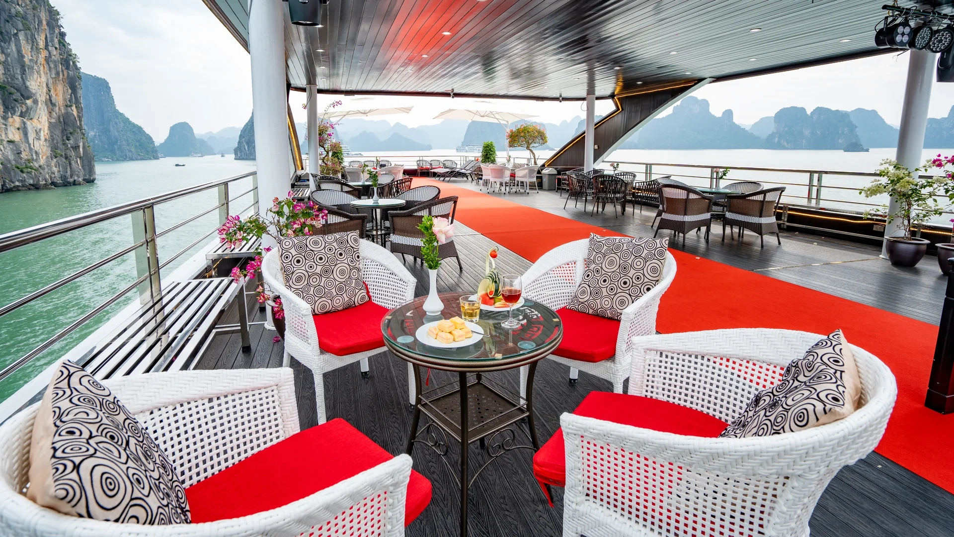 Day Tour | Ha Long Bay Tour aboard the 5-Star Harmony Cruise