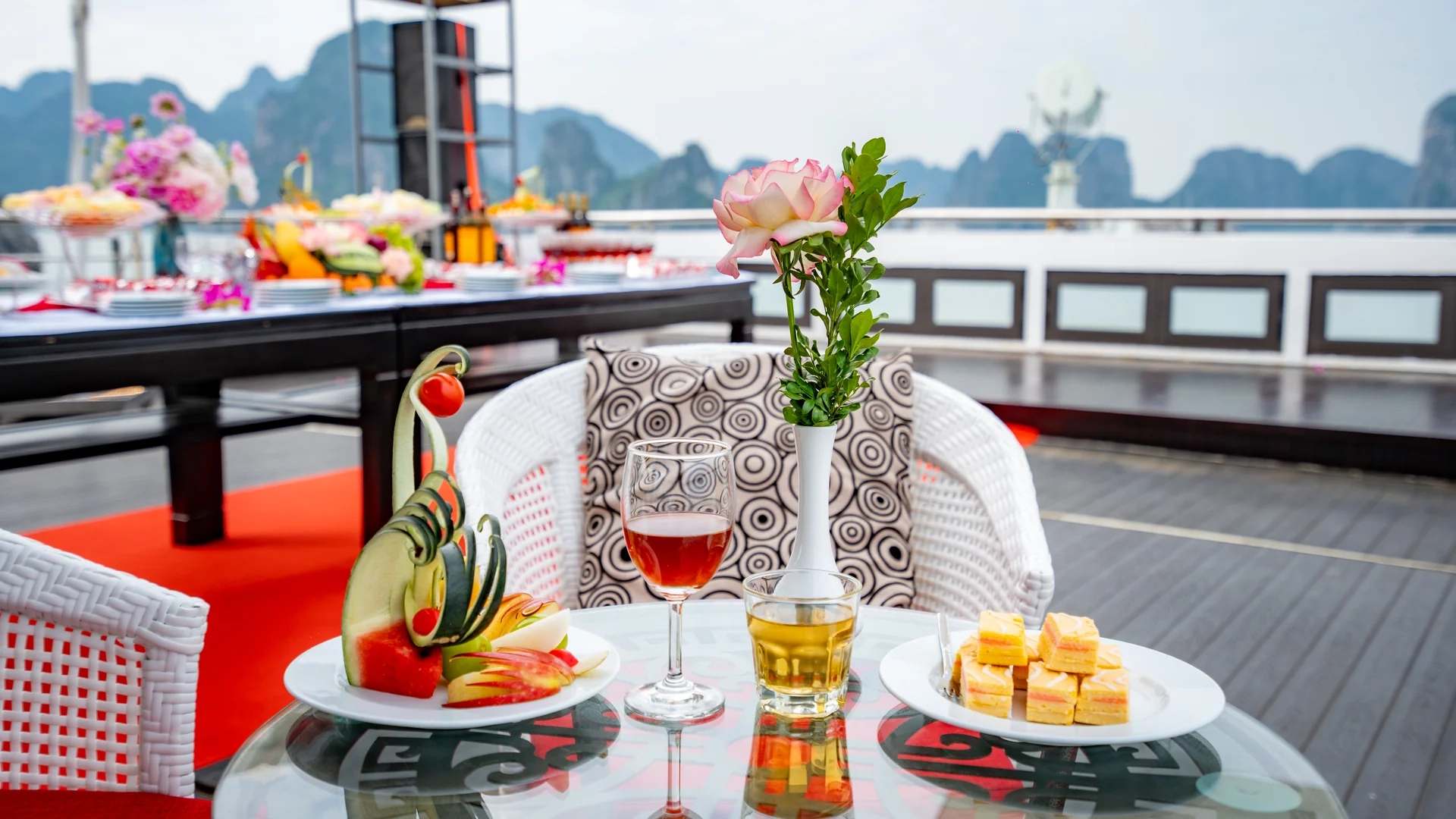 Day Tour | Ha Long Bay Tour aboard the 5-Star Harmony Cruise