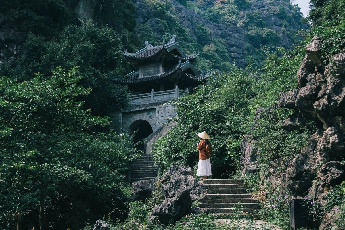 Am Tien Cave