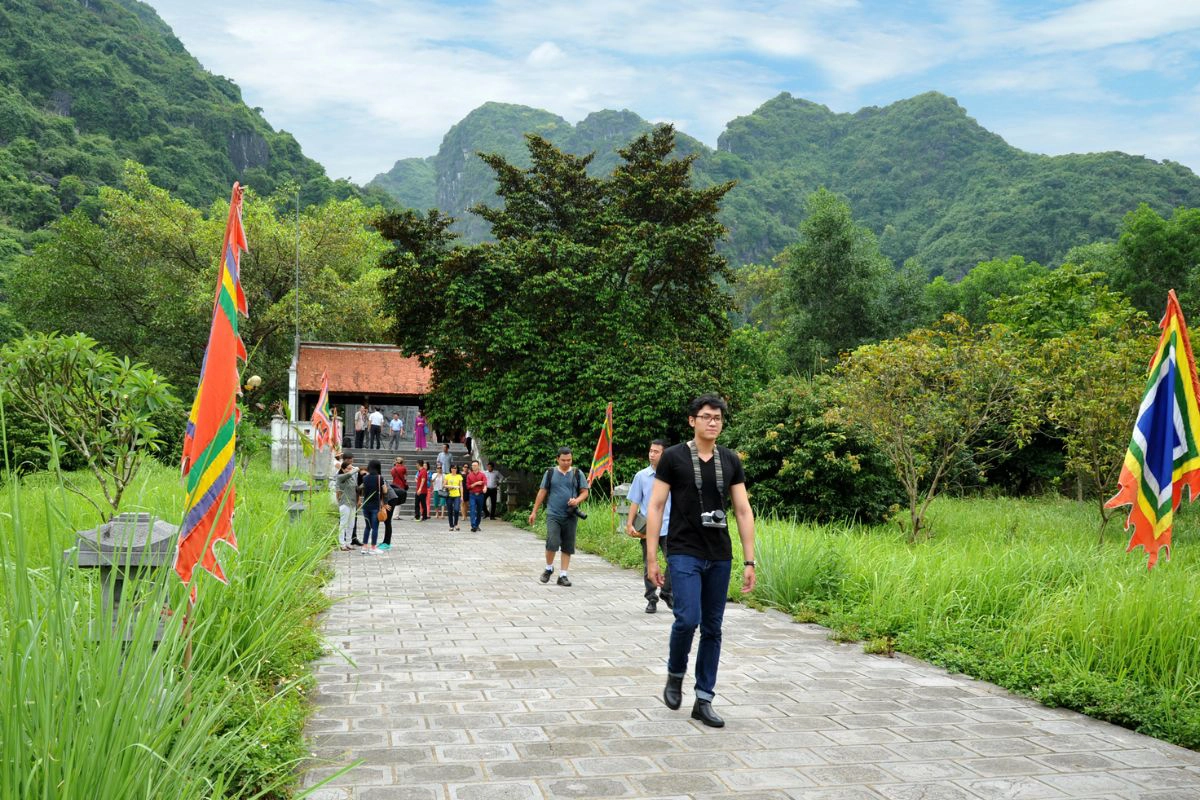 Hoa Lu offers a memorable journey through Vietnam’s ancient royal heritage