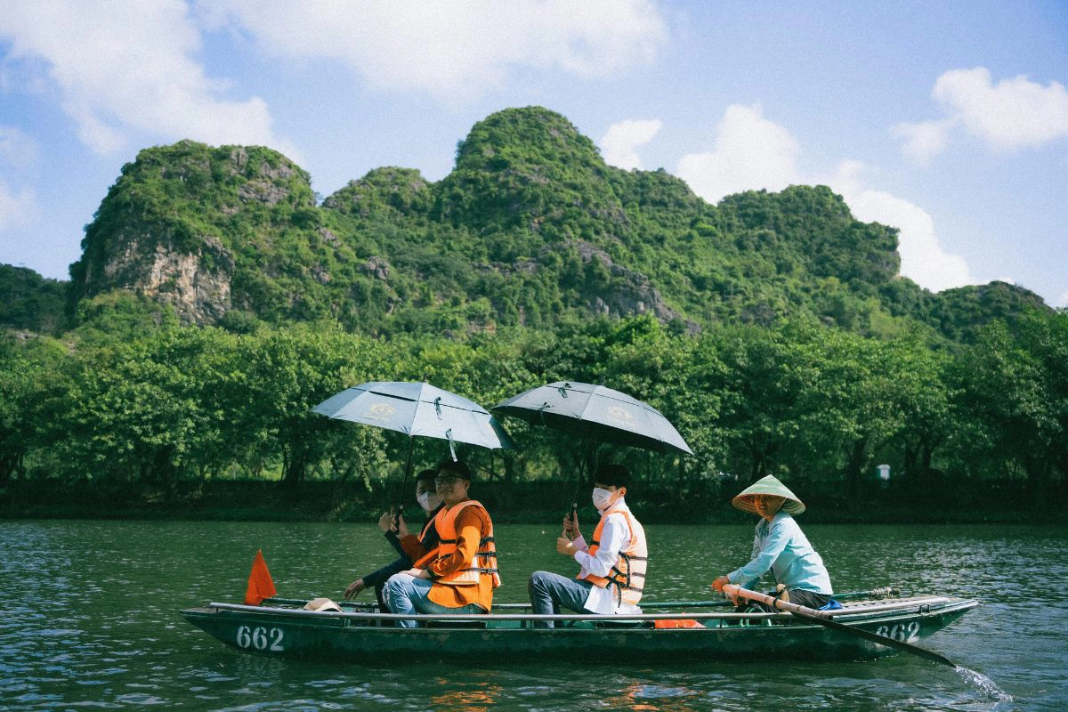 Cool autumn weather suits cycling, hiking and boat trips
