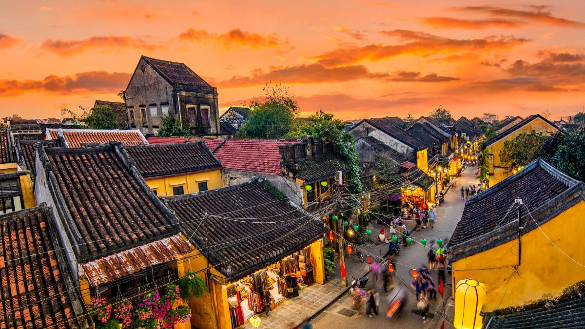 Explore the lantern-lit streets of Hoi An ancient town