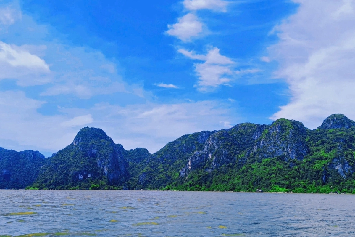 Open waters of Dong Thai Lake