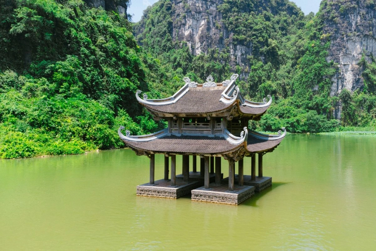 Trang An scenic landscape 