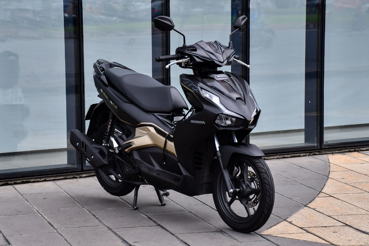 Automatic scooter rental