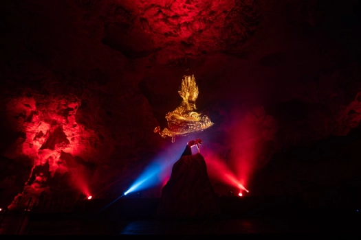 Dragon Pearl Cave “The Quest For The Sacred Pearl” Show and Buffet Experience Ticket