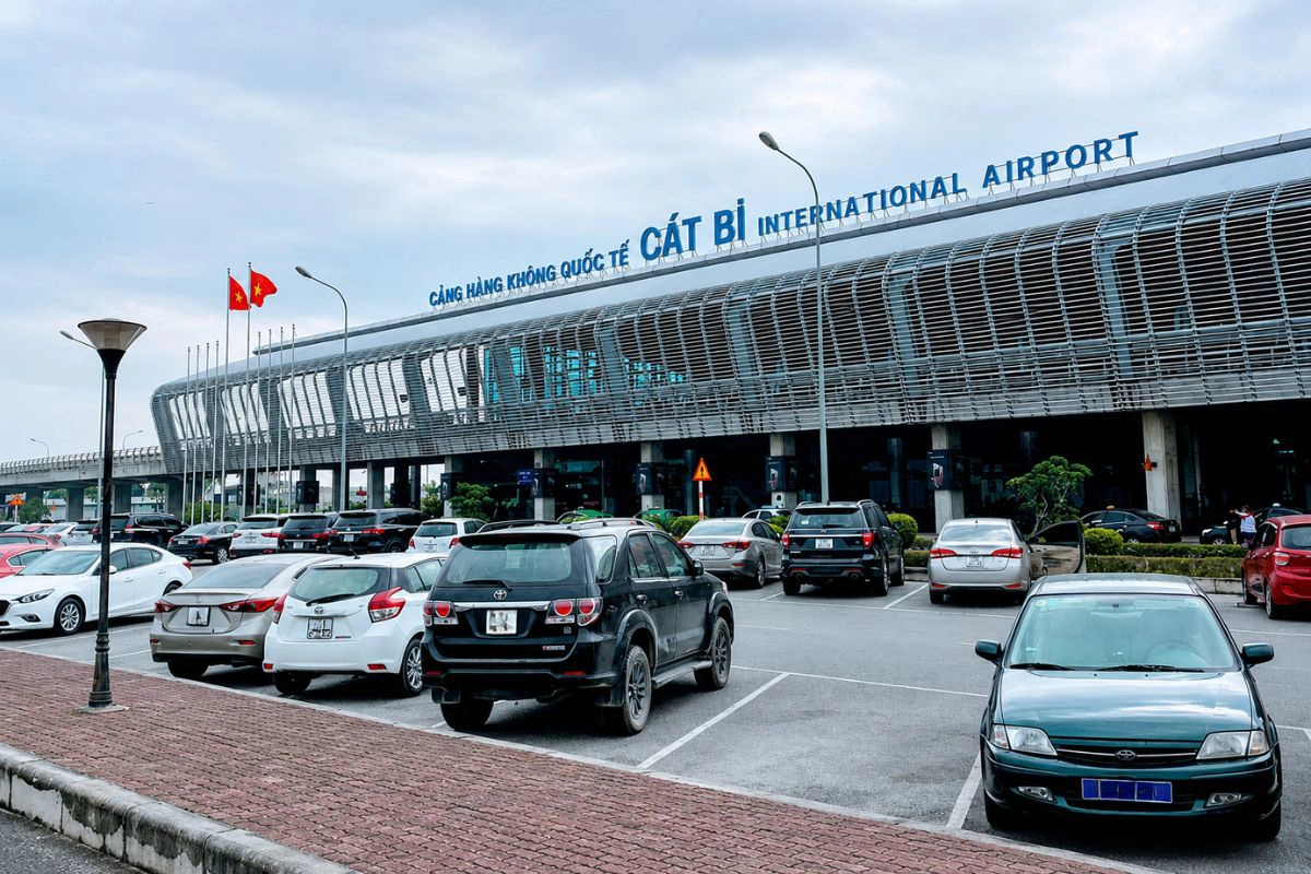 Private transfers offer the simplest route from Cat Bi to Ninh Binh 
