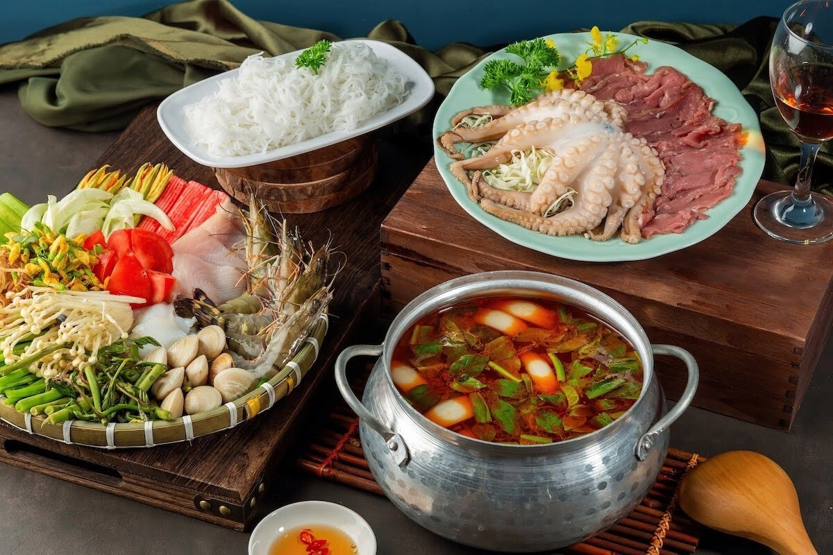 Seafood hotpot