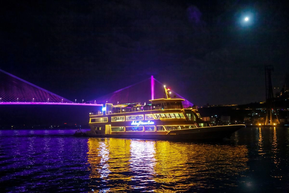 Passengers enjoying a complimentary evening activity aboard a ship
