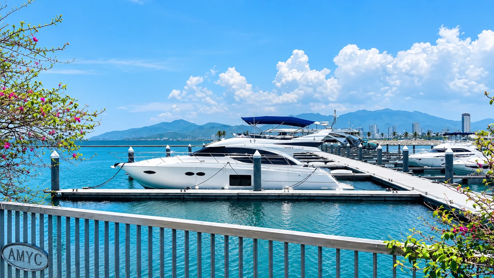 Day Tour | Nha Trang Sunset Yacht Cruise aboard Marmoris Yacht