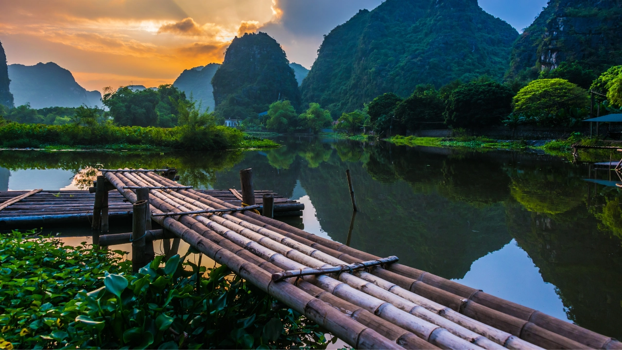 Ninh Binh – Peaceful Nature Escape