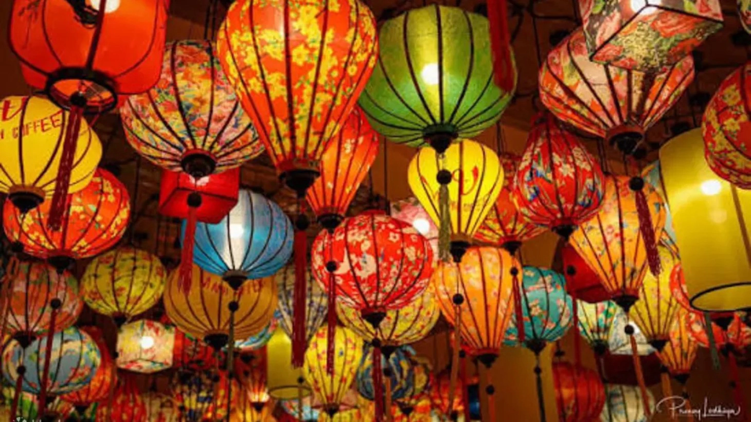 Day Tour | Instagram Mega Grand World Sunset & Night from Hanoi by E-car