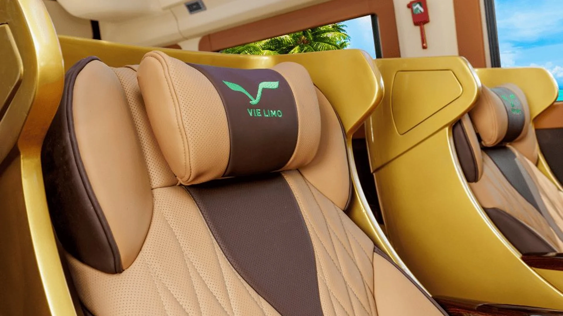 Transfer from Tan Son Nhat Airport to Mui Ne - Phan Thiet | Limousine