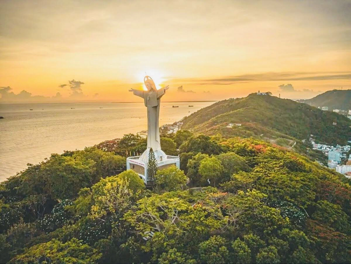 Nui Nho Mountain