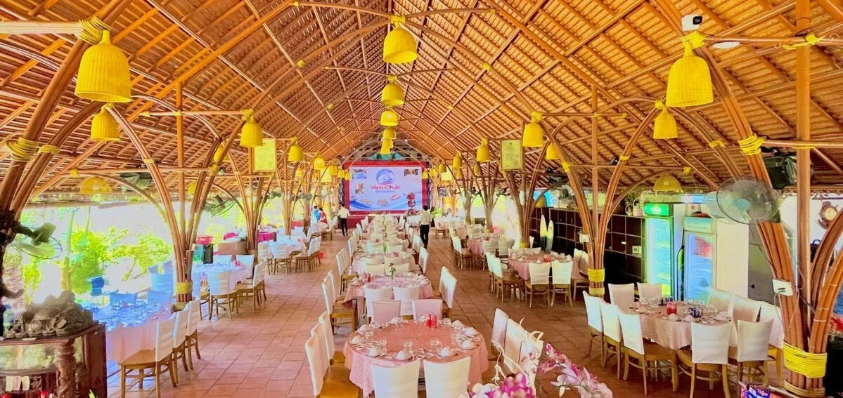 Van Chai Restaurant