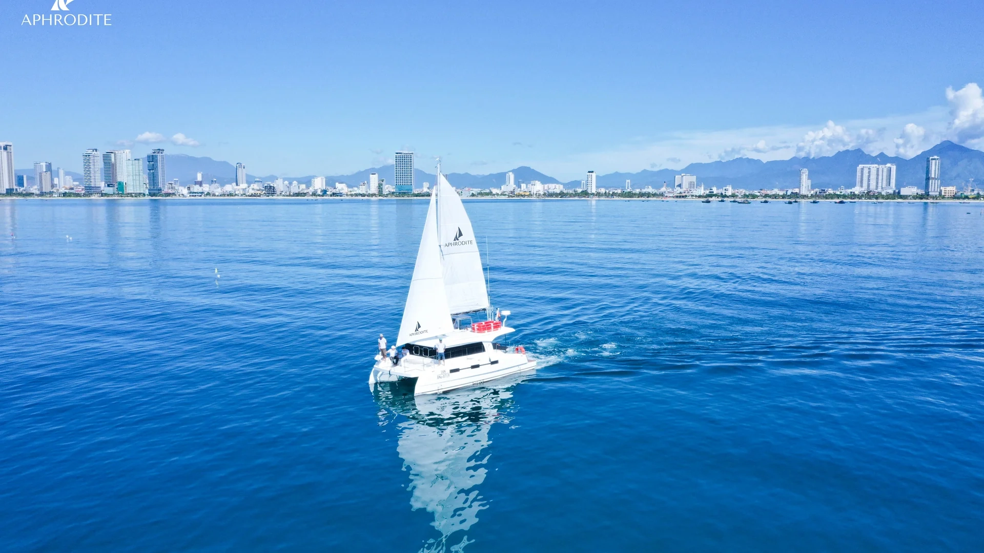 Private Tour | Enjoy an ultimate lifestyle with Aphrodite Yacht