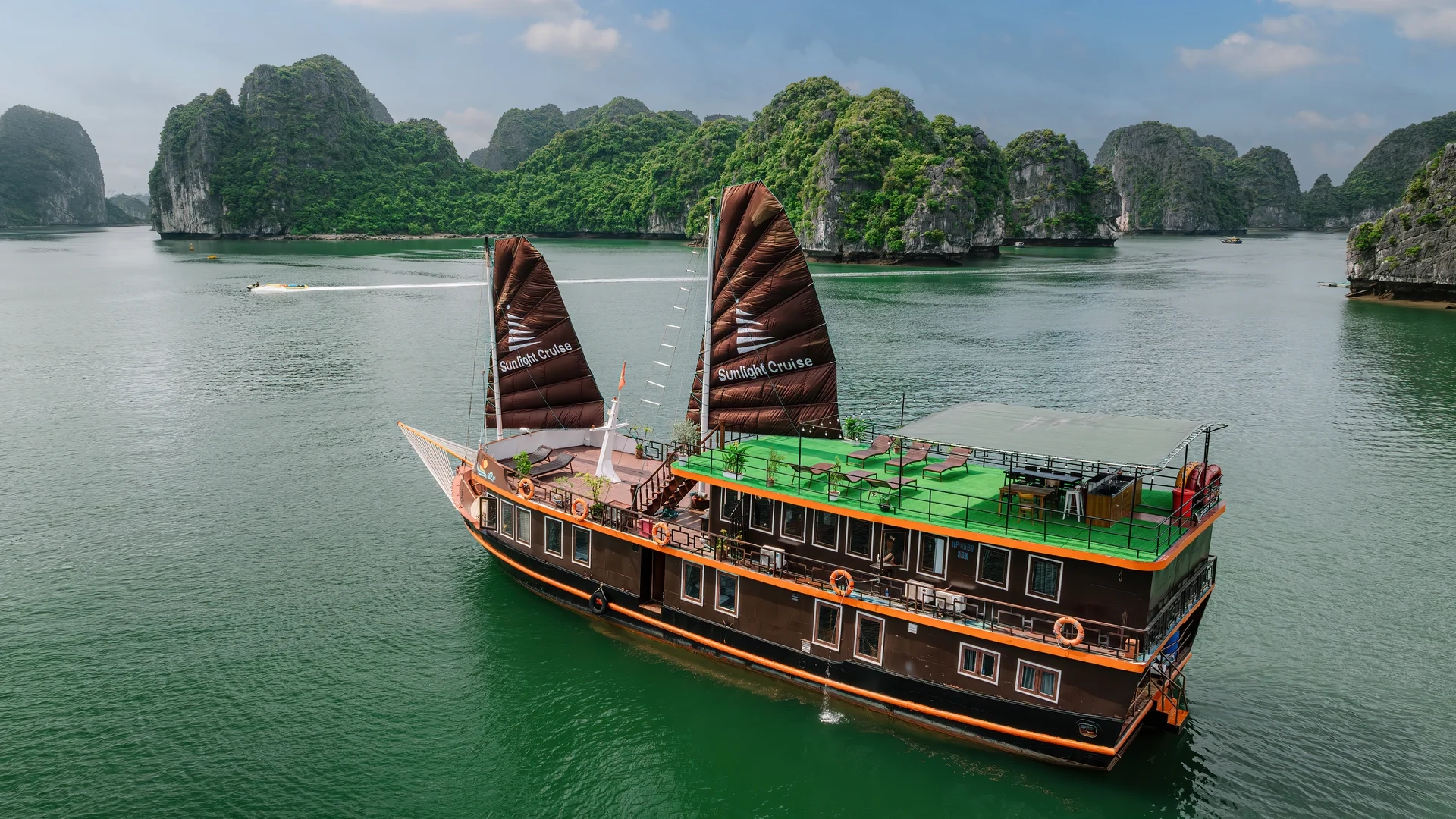 3D2N Tour | Experience Lan Ha and Ha Long Bay on Sunlight Boutique 7 Cruise
