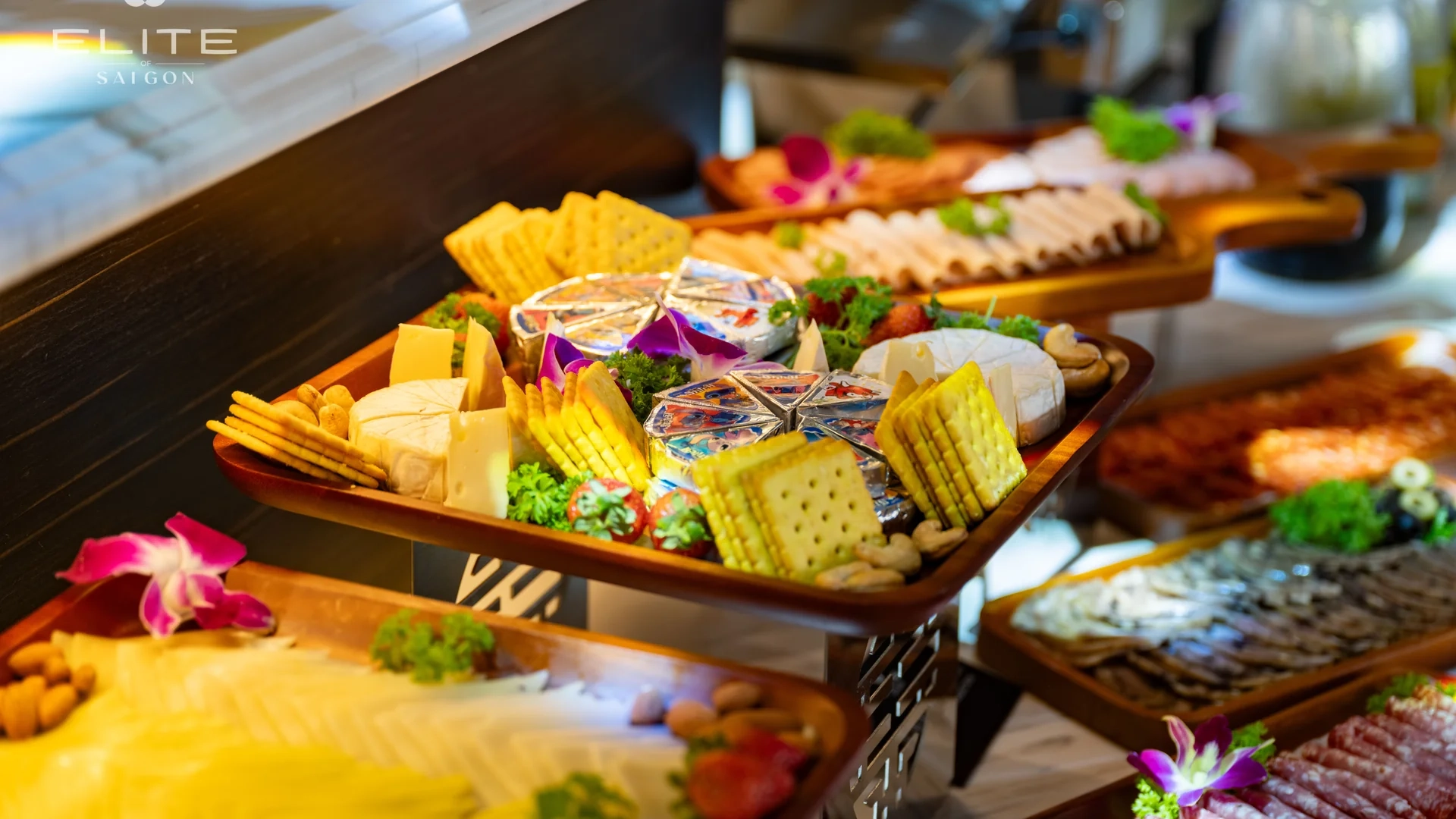 Dining Experience on Elite of Saigon Luxury Cruise | Ho Chi Minh City